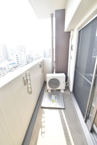ブランブリエ京橋のバルコニー