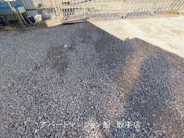 グレース青柳Aの駐車場