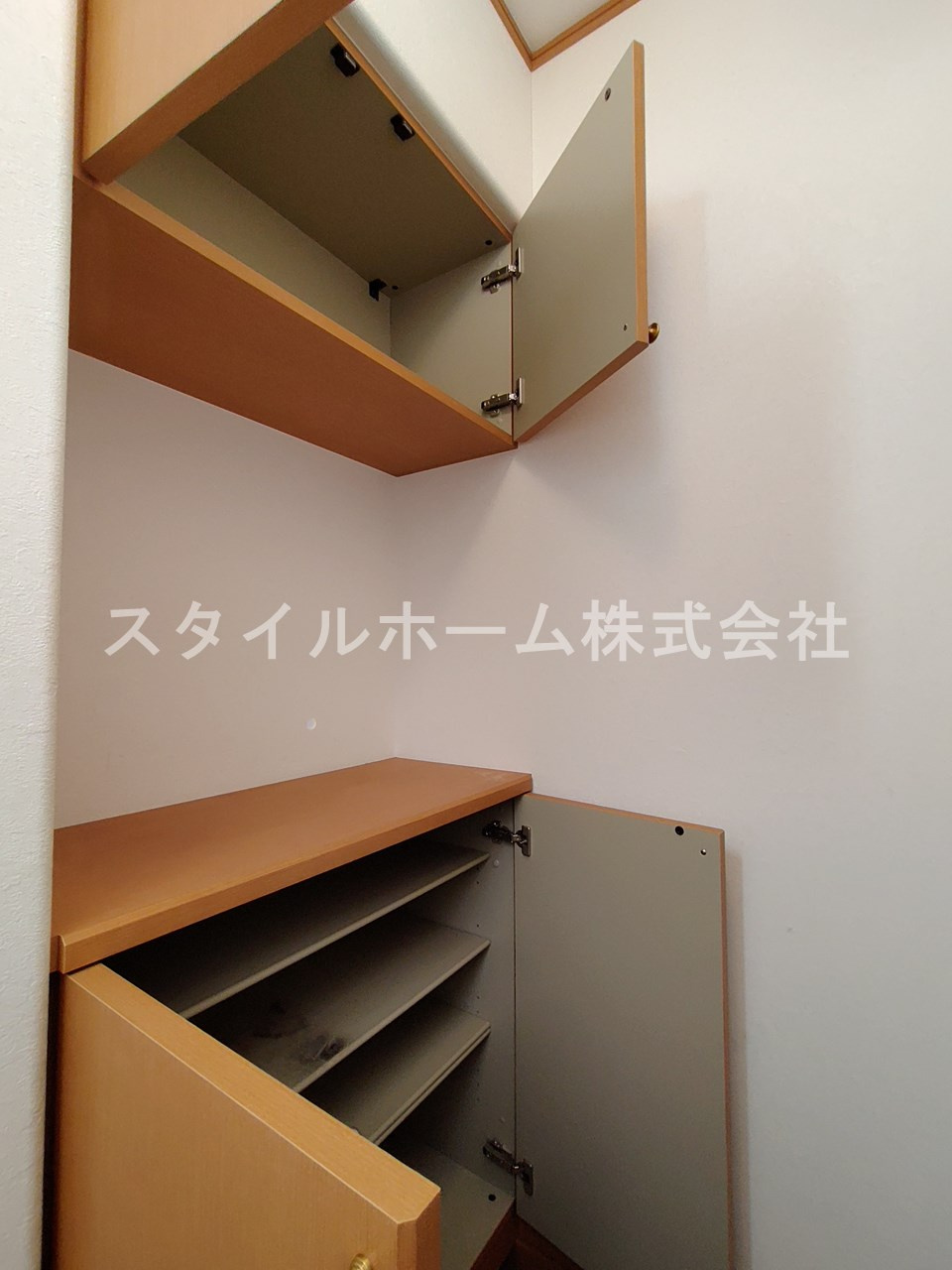 カーサ国府の収納|同建物内別部屋の写真です。