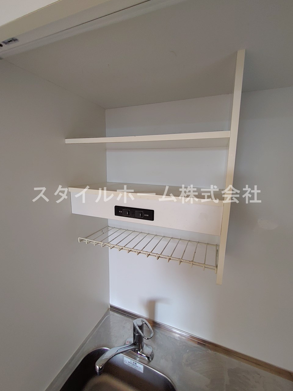 カーサ国府のキッチン|同建物内別部屋の写真です。