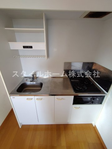 カーサ国府のキッチン|同建物内別部屋の写真です。