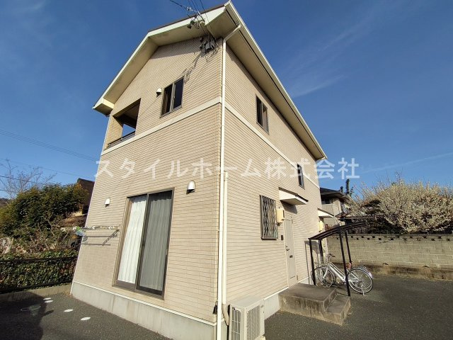 カーサ国府の外観