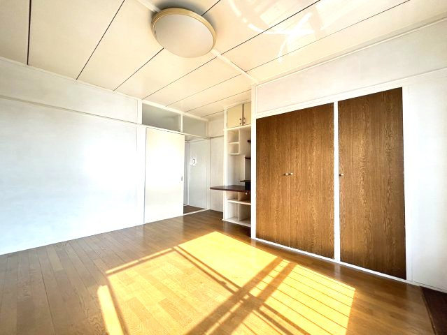 鶴甲コーポ30号館の洋室|きれいな洋室です