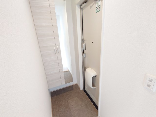 グレース青柳Bの玄関