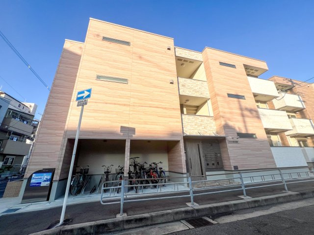 フジパレス我孫子西Ⅲ番館の外観