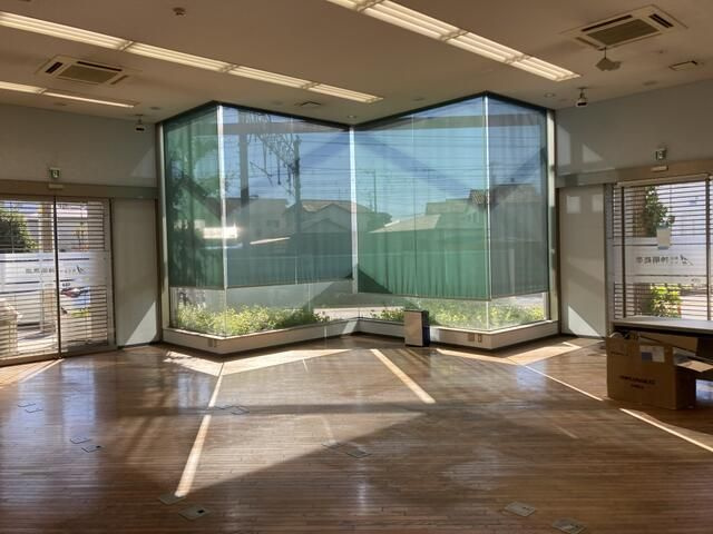 神明商事ビルの寝室