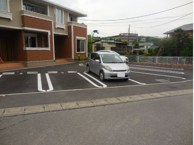 フィオーレ・Ｍの駐車場|駐車場