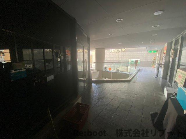 アーネスト８８のロビー