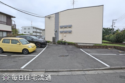 【駐車場】 | ピュアタウン