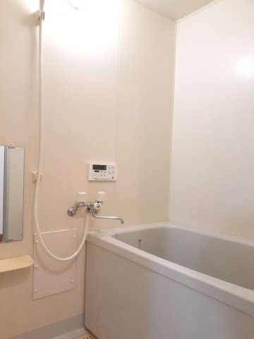 ルビニ４１の浴室|ゆったり過ごせるお風呂です