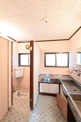 【トイレ】 | 黒石市大字乙徳兵衛町 | １階　トイレ・洗面所