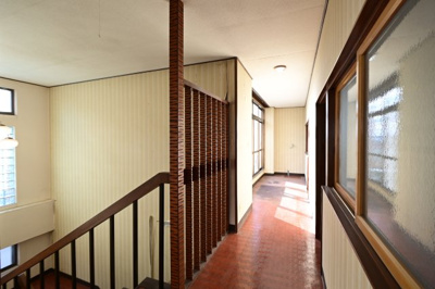 【その他】 | 黒石市大字乙徳兵衛町 | ３階　廊下