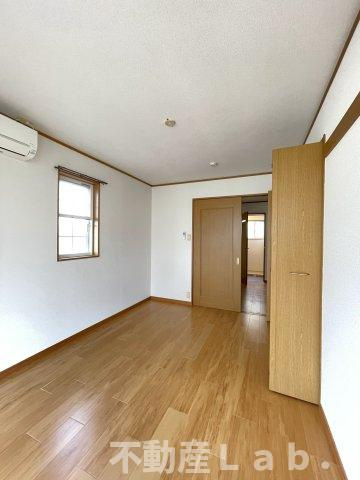 アーバン不知火Ⅷの洋室