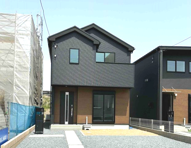 玉村町福島23-1期(全12区画）8号棟の外観|建物完成済みでございます。お部屋のご内覧可能でございます。お気軽にお問合せ下さいませ(^▽^)/