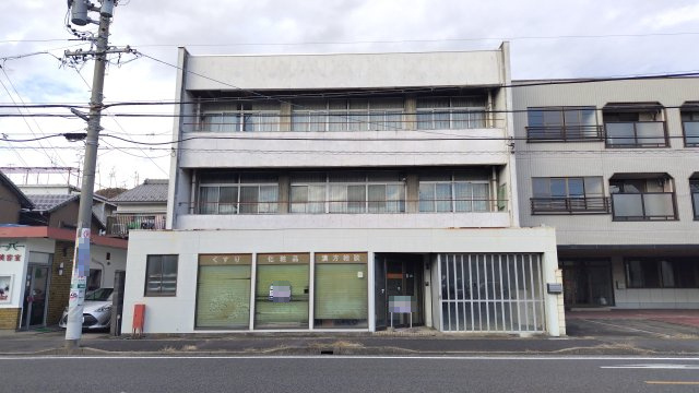 ６３９２０　岐阜市東栄町店舗付住宅