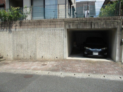 【駐車場】 | 貫弥生が丘一丁目11番36号（B-1）