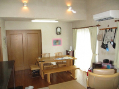 【居間・リビング】 | 貫弥生が丘一丁目11番36号（B-1）