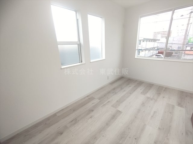 【子供部屋】 | 川越市氷川町R6 A　全１棟 | 洋室5.0帖、子供部屋としても使い勝手の良いお部屋です