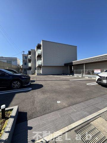 Ｇｒａｎｄｅ　Ｃｉｅｌｏの駐車場