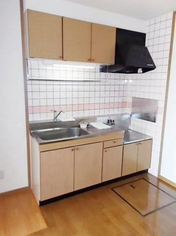 サニーパレス一条　Ｃのキッチン|お料理しやすいキッチンです