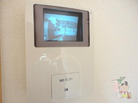 サンハイツ福富のセキュリティ|カメラ付インターホン