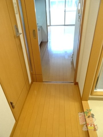ＣＯＣＯ学南町の玄関