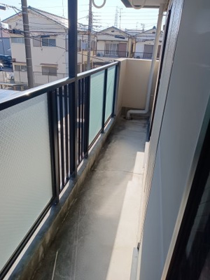 【バルコニー】 | ドゥ・ネフリエ－ル