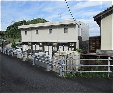 【外観】 | レオパレスビュウ　希望が丘 | 2022年8月に外壁塗装いたしました。