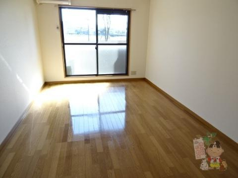 アークハイツ内山下の居間・リビング|リビング