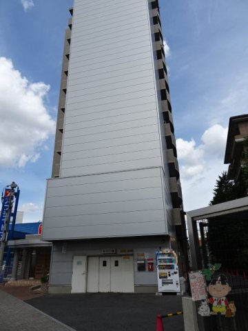アークハイツ鹿田の駐車場