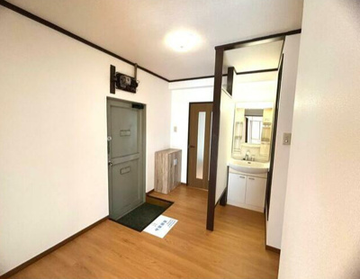 【玄関】 | 遠藤ビル