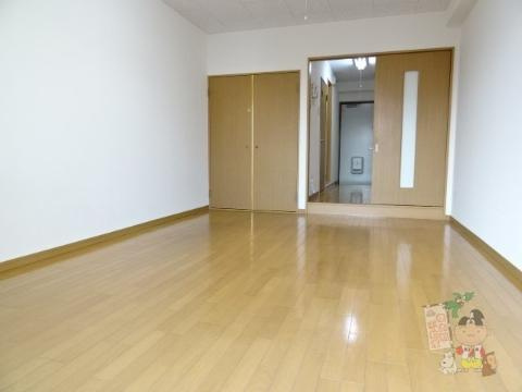 アークハイツ富田町の居間・リビング|リビング