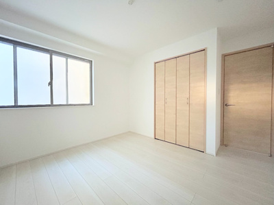 【洋室】 | ◆横浜市緑区東本郷築浅中古住宅◆ | ◆感性を育むプライベートルームはシンプルでスマートな空間。好みの空間で読書をしたり、音楽を聞いたりと一人の時間も充実したものにできます。

