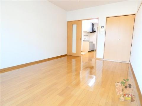 オーランド富田町の居間・リビング|リビング