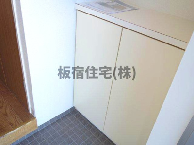 【玄関】 | グランシュシュ東須磨 | 下駄箱