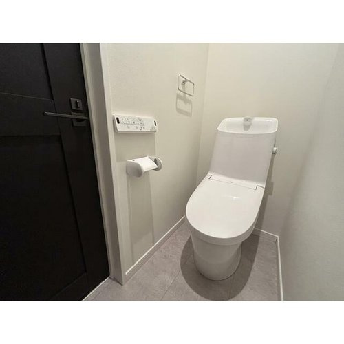 【トイレ】 | ウォシュレット付きの高機能トイレです。