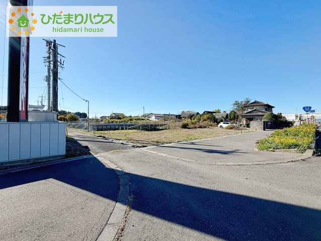 【前面道路含む現地写真】 | 水戸市大塚町　土地　108坪 | 土地への入り口