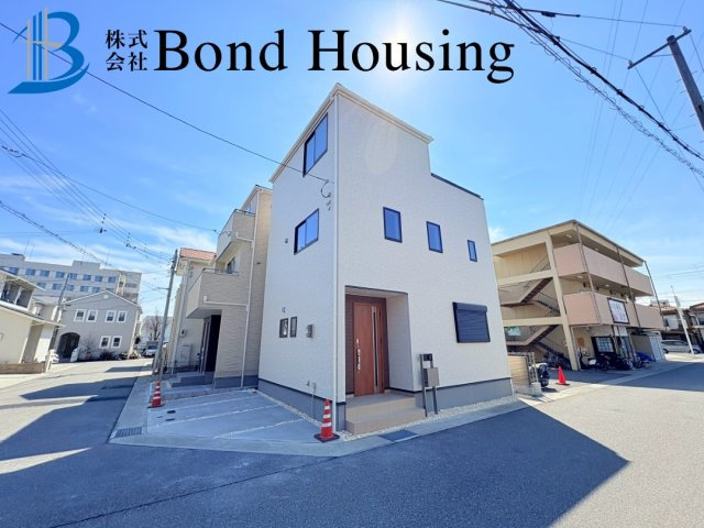 「長期優良認定住宅」玉津町吉田 全2棟1号棟の外観