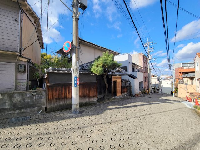 生駒市山崎新町の一戸建ての外観