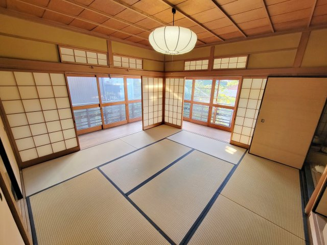 生駒市山崎新町の一戸建ての和室