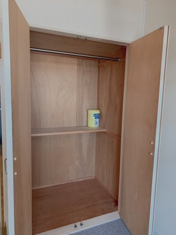 レオパレスＲＡＦＦＩＮＡＴＯＩの収納|大きなものも収納できそうです