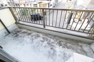 【バルコニー】