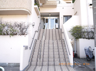 【エントランス】