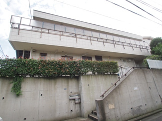 【外観】 | 富ヶ谷2丁目の高台に立地！静かな住環境のへーベルメゾンです