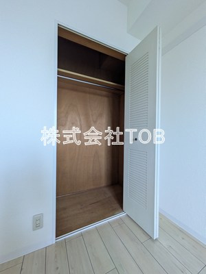 【収納】 | ウィンダム宮前 | 西6帖クローゼット