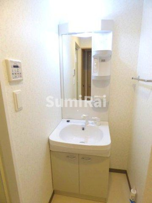 【洗面所】 | ラフィーノ山手