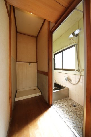 富木島町前田面貸家の内装