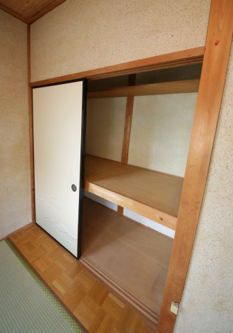 富木島町前田面貸家の収納