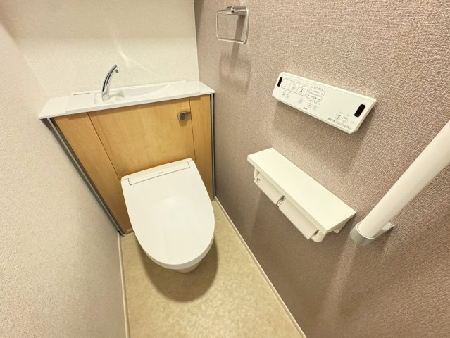 ミモザのトイレ