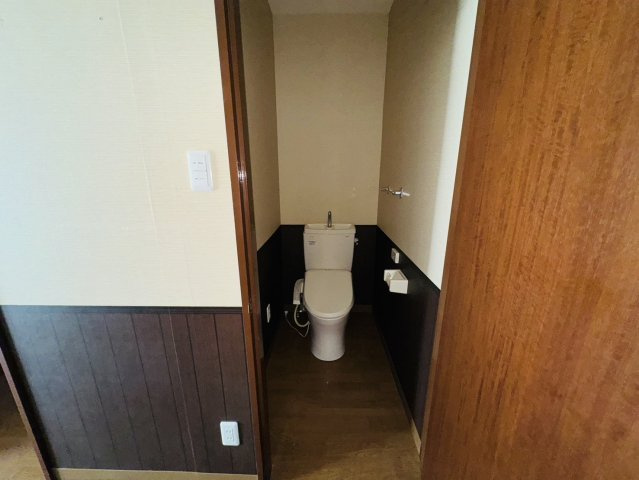 コーポ諏訪柳町　店舗Aのトイレ